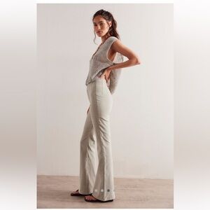 Free People Jayde Cord Flare in size 30